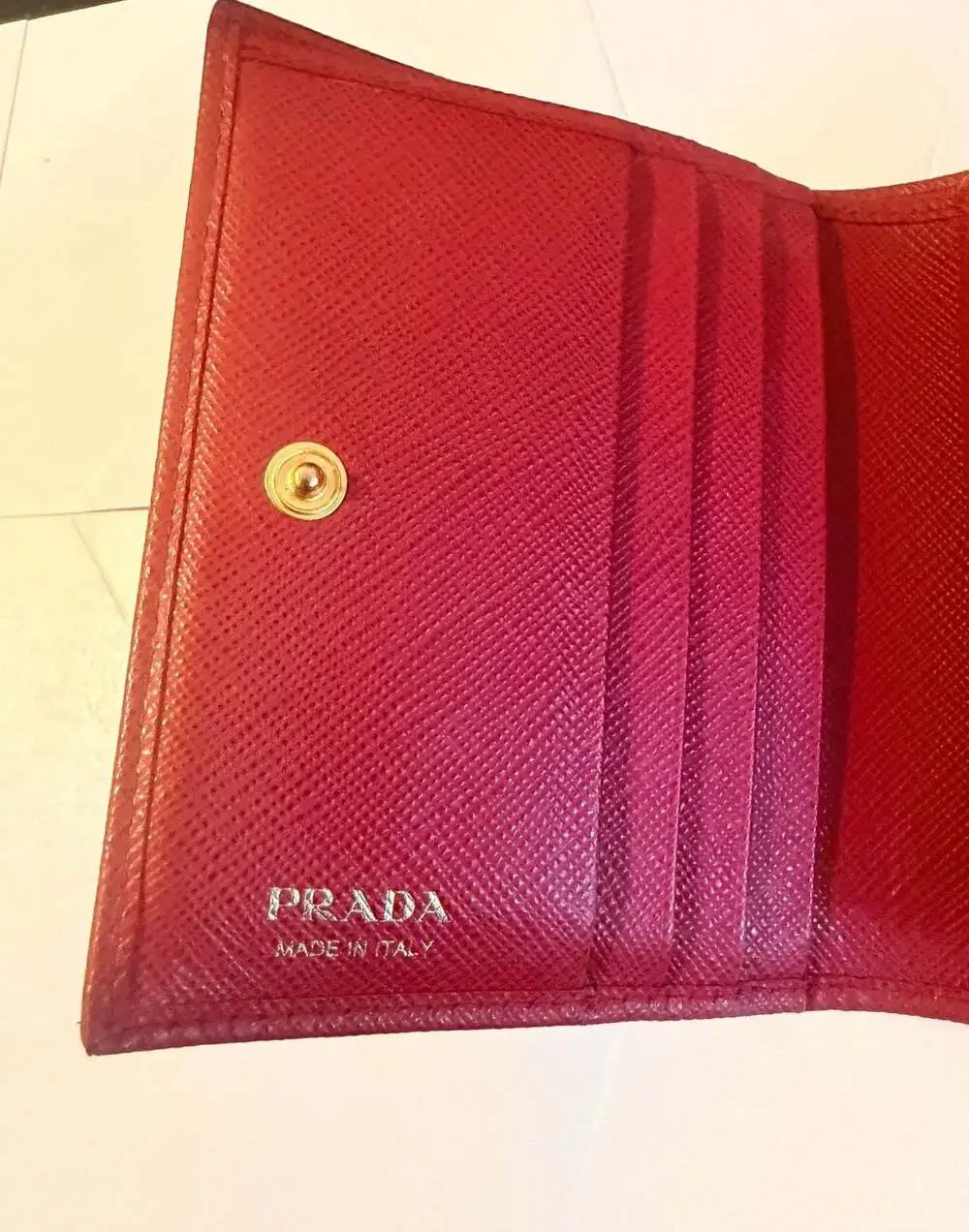 Prada Saffiano Leather Bi-Fold Wallet in Red USED - Picture 4 of 5